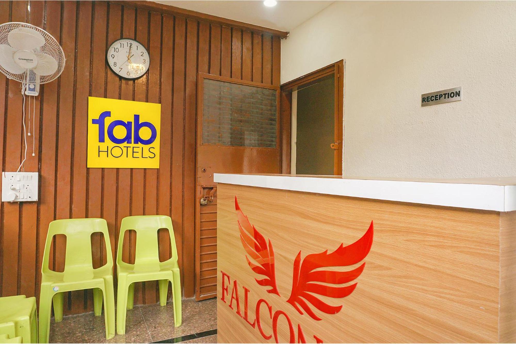 Fabhotel Falcon Inn -Behind The Dmart Baner Pune Exterior photo